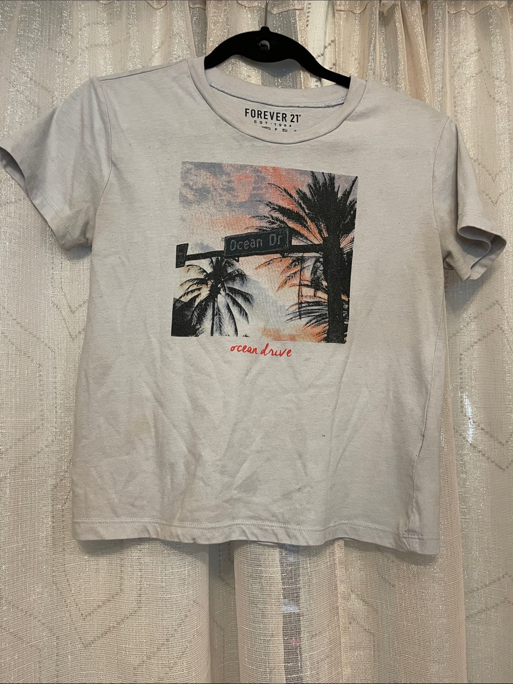 Forever 21 Kids Light Gray 'Ocean Drive' Palm Graphic Tee REFER TO PICS 4 STAIN